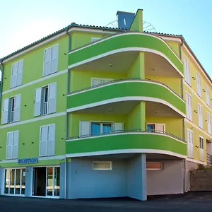- Oliva Apartmán